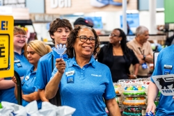 Photo of associates on 2025 Supermarket Associate Day