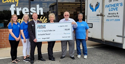  Food Lion Feeds Donates $100,000 to A Touch of the Father’s Love Ministry and Food Pantry